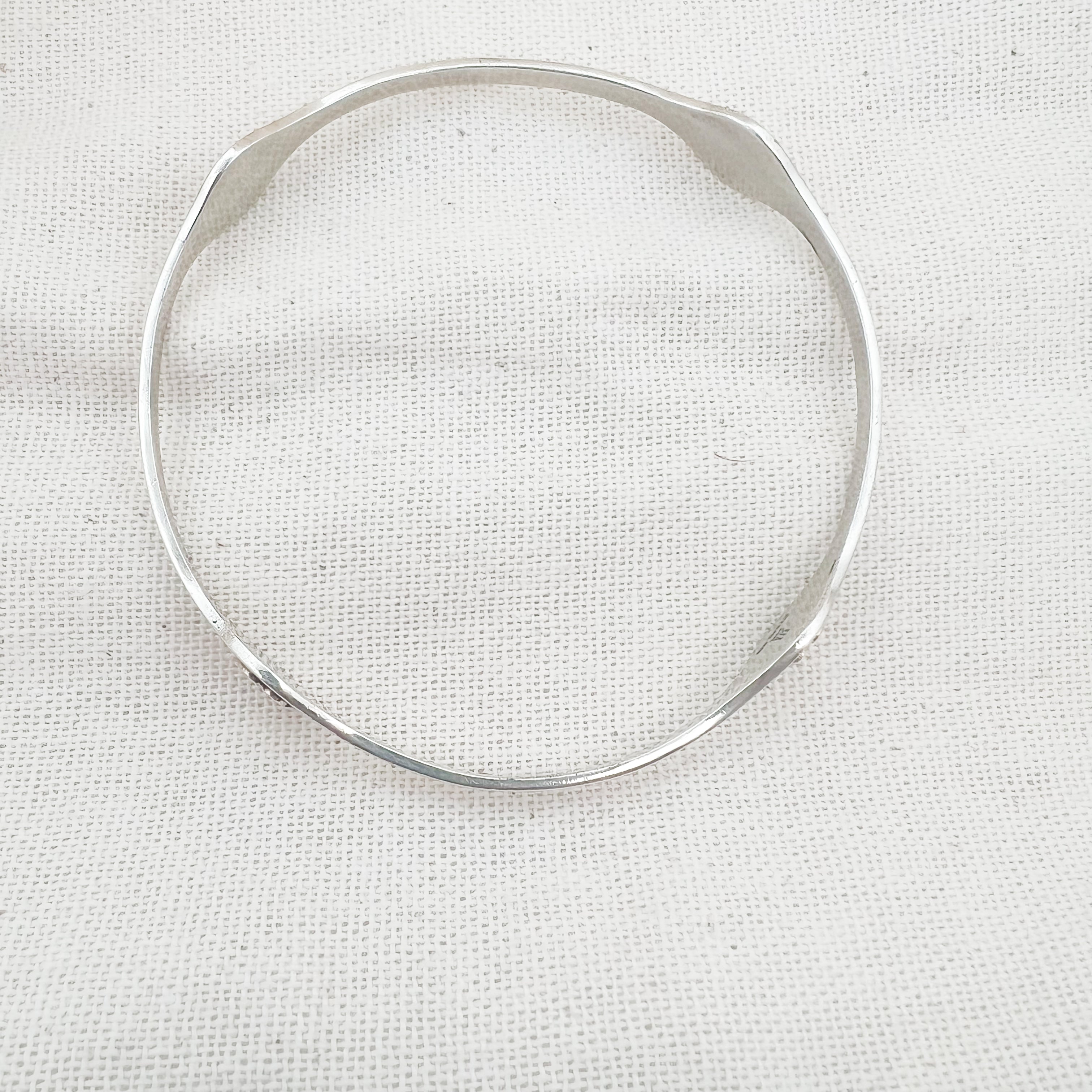 Retired James Avery Medium Buttercup Bangle
