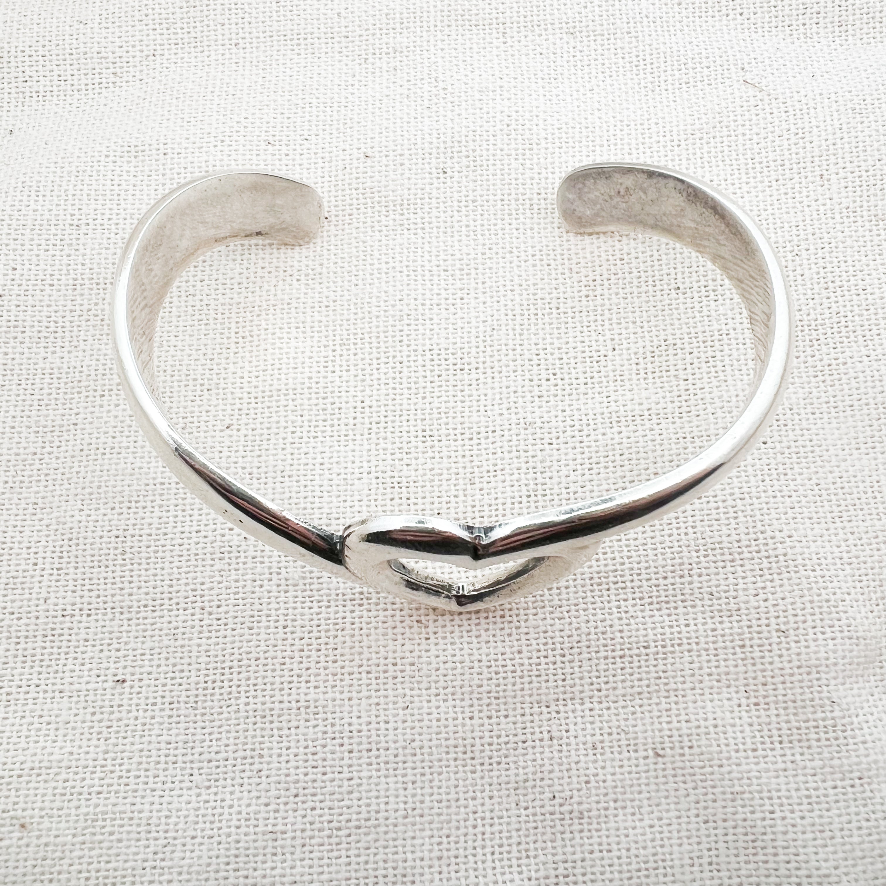 Retired James Avery Abounding Heart Cuff Bracelet