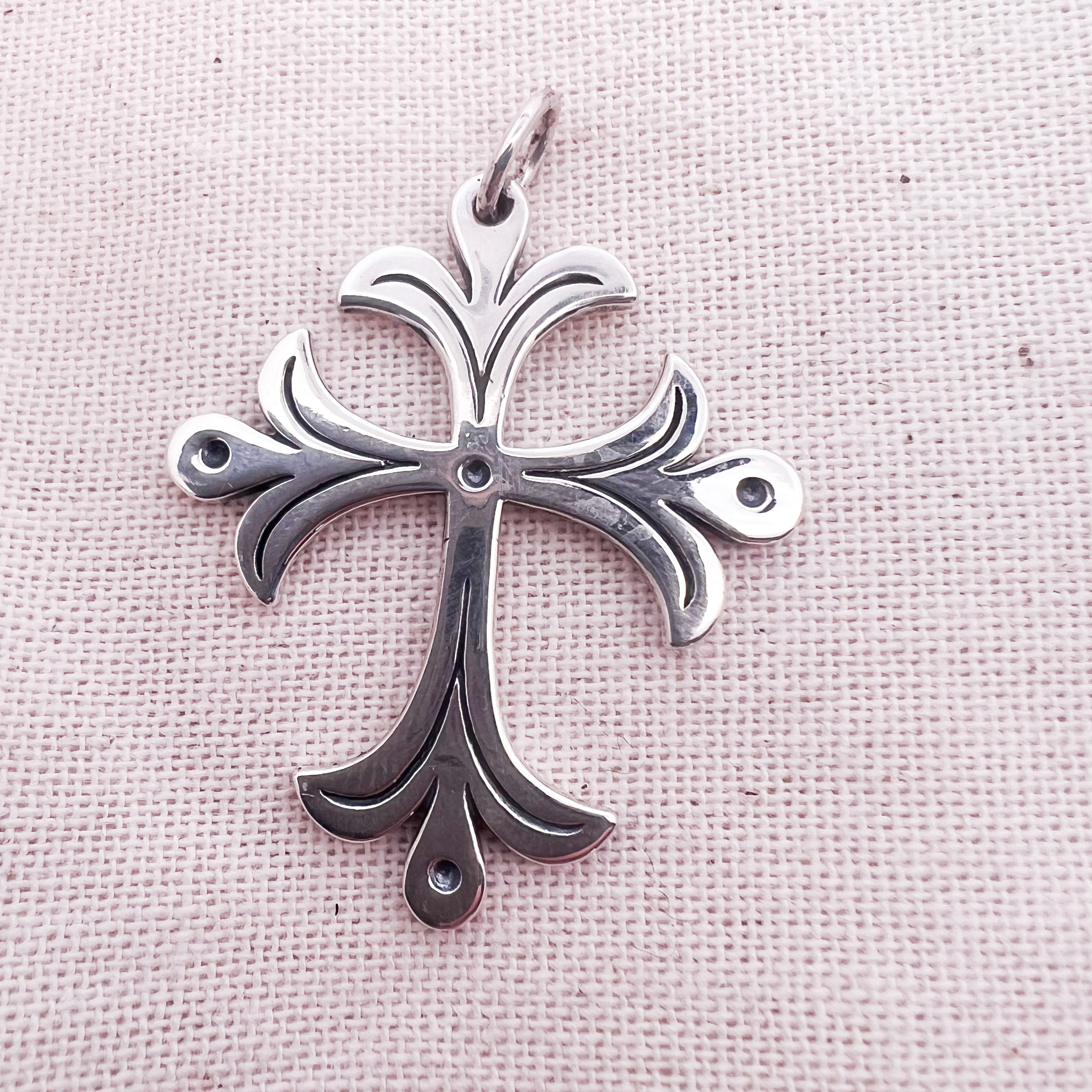 Retired James Avery Cross Pendant