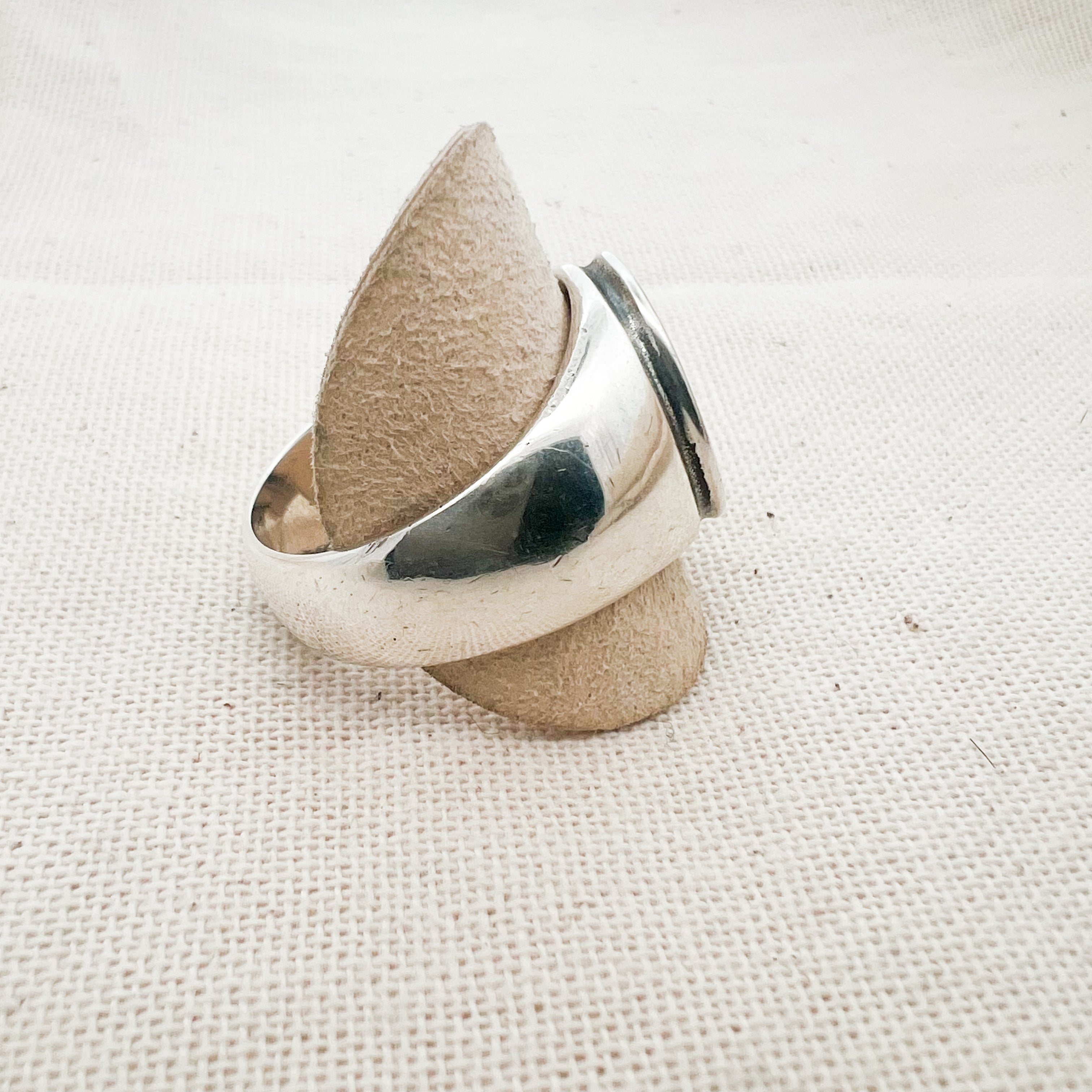 Retired James Avery Fleuree Cross Signet Ring Size 13