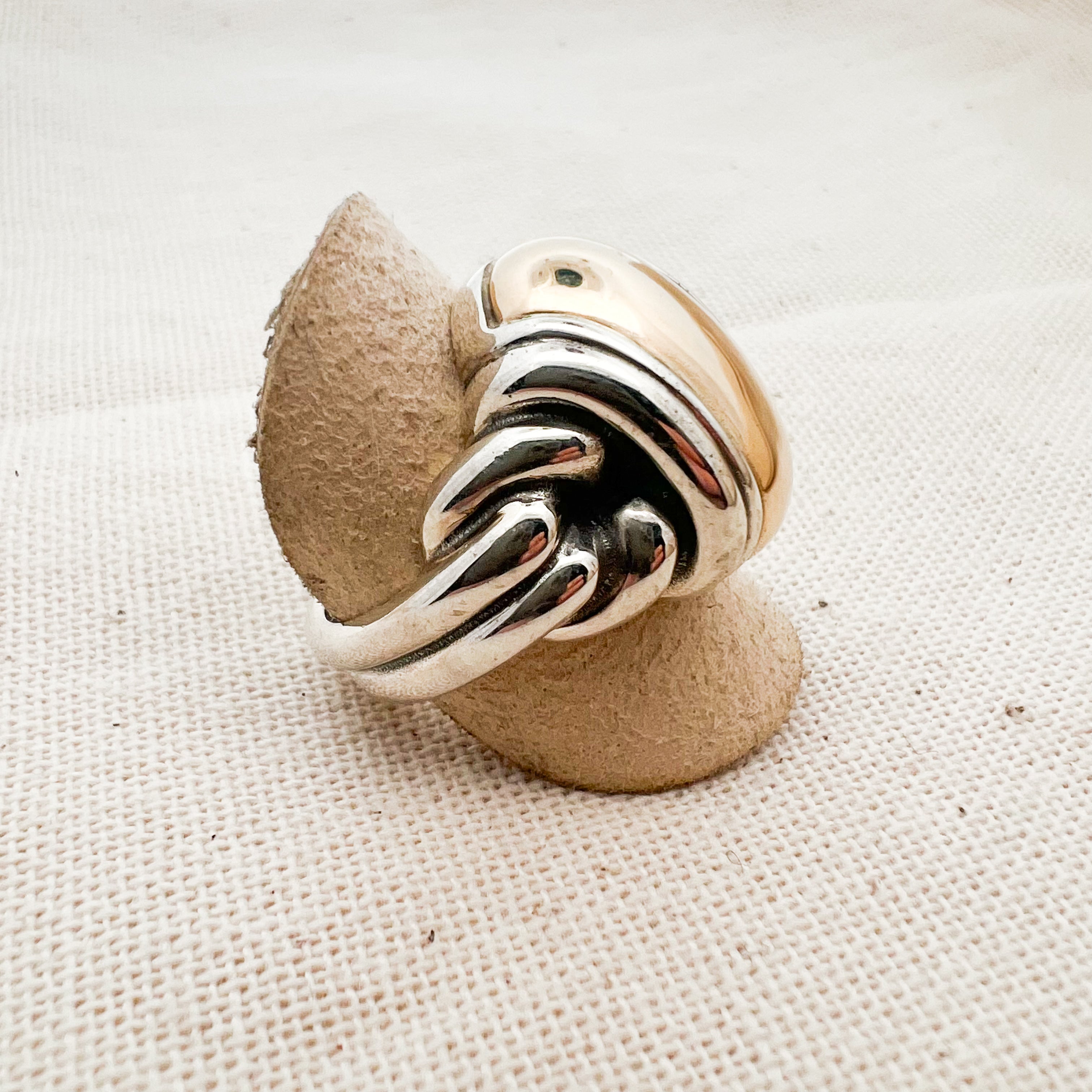 Retired James Avery Two Tone Dome Ring Size 6.5