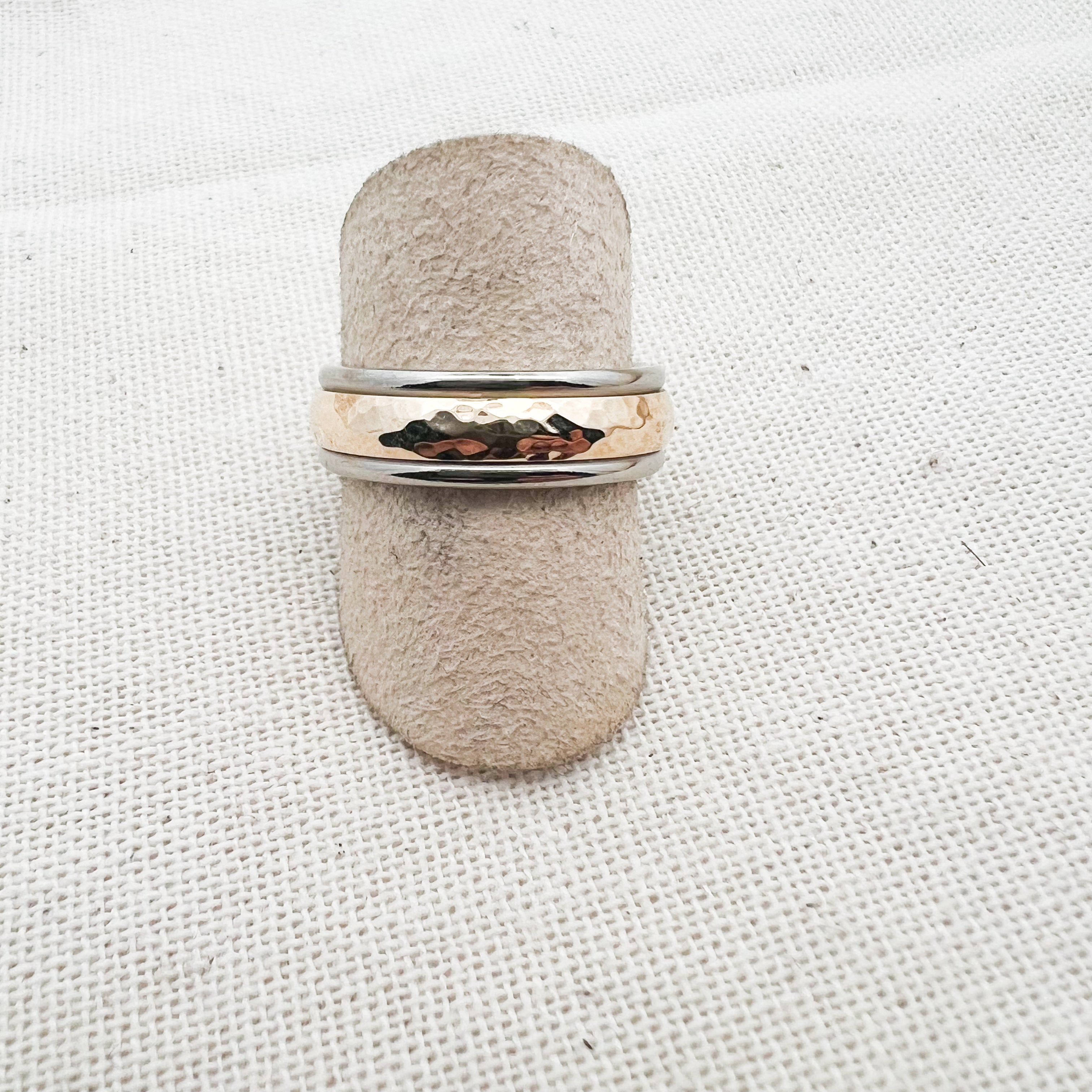 James Avery Narrow Hammered Simplicity Wedding Ring Size 7.5