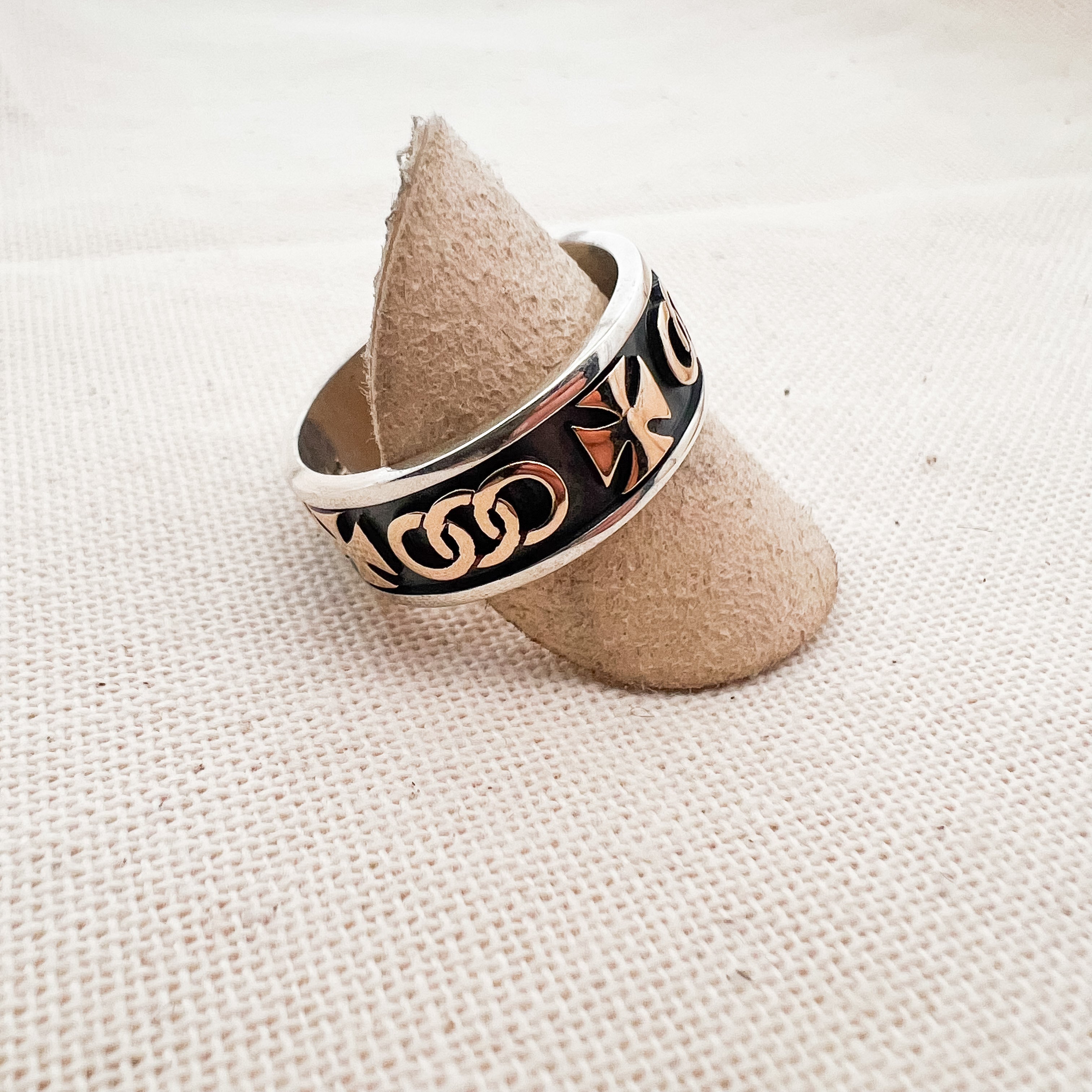 Retired James Avery Pattee Cross Ring Size 9.5